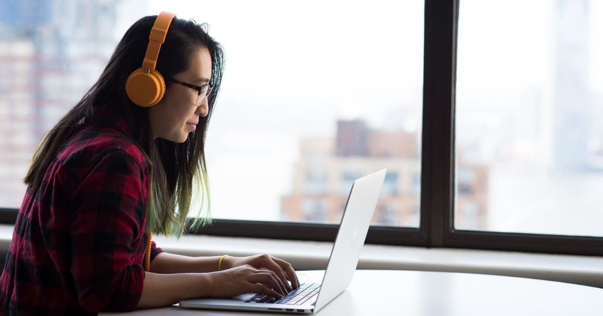 Keuntungan Menggunakan Headphone Noise Cancelling